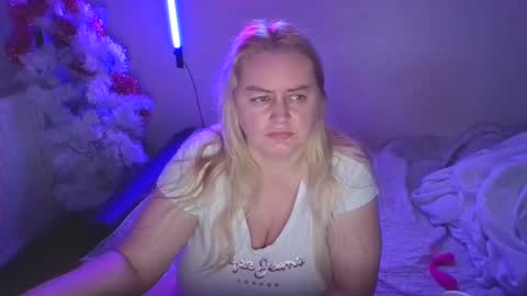 Snapshot of pornbusty chatting on 01/10/25, 08:26 MelissOfficial online show from 01/10/25, 08:26