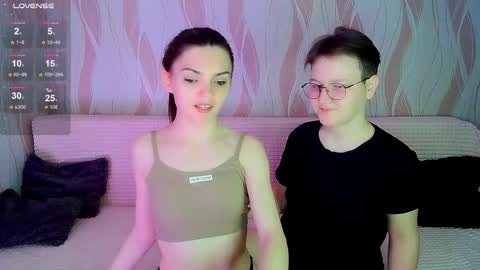 Snapshot of pornostendup chatting on 10/14/25, 07:25 Ana and Tati online show from 10/14/25, 07:25