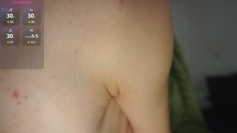 Snapshot of pornxxxcouple chatting on 10/25/25, 09:42    online show from 10/25/25, 09:42