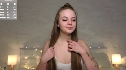  HERES SILVIA AND OlIVIA  WELCOME EVERYONE LOVENSE DOMI REACT TO YOUR TIPS LETS MAKE A GREAT SHOW TOGETHER  online show from 02/07/25, 04:14
