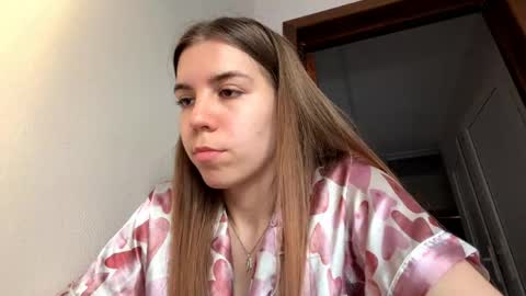 Snapshot of portiakernodle chatting on 06/05/26, 04:13 Eva online show from 06/05/26, 04:13