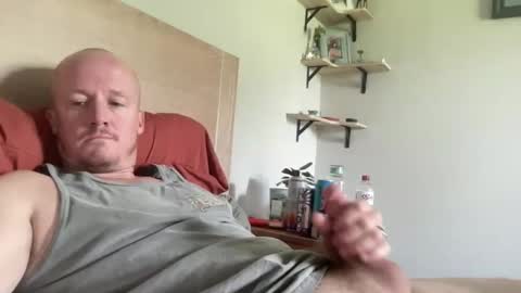Snapshot of poseidonslc13 chatting on 06/05/26, 01:17 poseidonslc13 online show from 06/05/26, 01:17