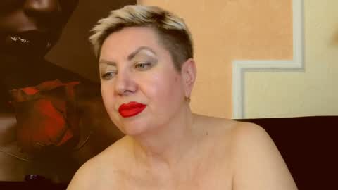 LADY POSH online show from 12/18/24, 05:04