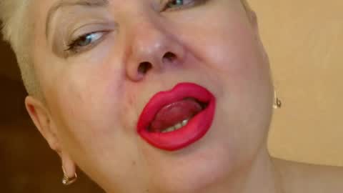 LADY POSH online show from 12/27/24, 05:52