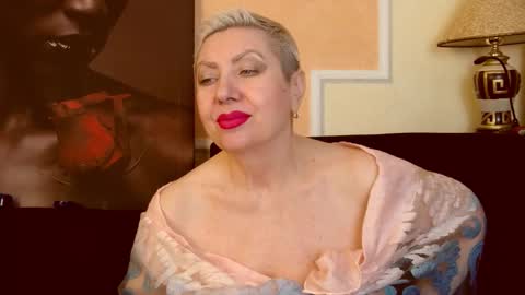 LADY POSH online show from 10/22/25, 09:03