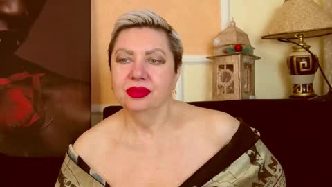 Snapshot of posh_lady chatting on 02/19/26, 09:27 LADY POSH online show from 02/19/26, 09:27