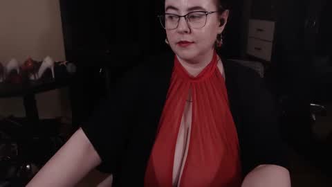 Snapshot of posh_mistress chatting on 12/30/24, 07:59 PoshMistres online show from 12/30/24, 07:59