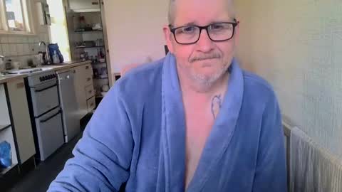 Snapshot of poshman65 chatting on 02/23/26, 12:46 poshman65 online show from 02/23/26, 12:46