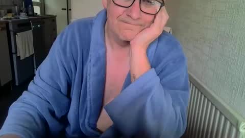Snapshot of poshman65 chatting on 04/09/26, 08:53 poshman65 online show from 04/09/26, 08:53
