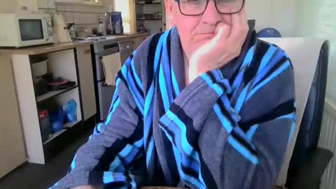 Snapshot of poshman65 chatting on 04/13/26, 10:10 poshman65 online show from 04/13/26, 10:10