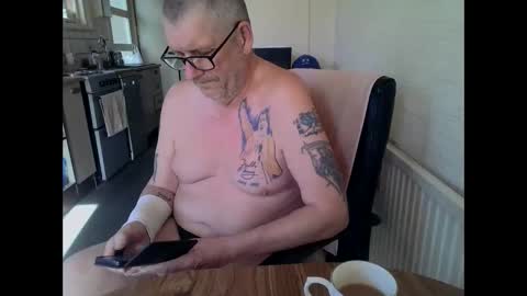 Snapshot of poshman65 chatting on 05/30/26, 07:05 poshman65 online show from 05/30/26, 07:05