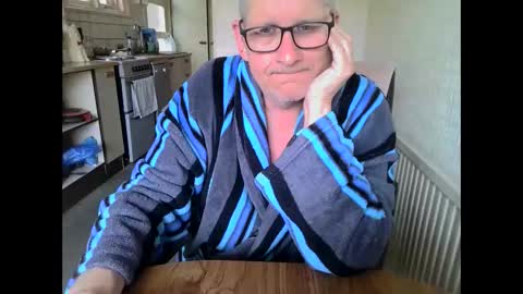 Snapshot of poshman65 chatting on 06/06/26, 09:36 poshman65 online show from 06/06/26, 09:36