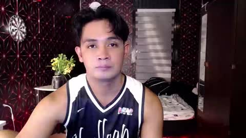 VEeeAsian online show from 10/04/25, 09:29