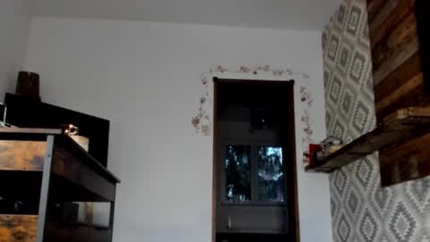 Snapshot of positivevibess chatting on 12/01/25, 02:22 positivevibess online show from 12/01/25, 02:22
