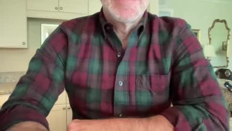 Snapshot of post01card chatting on 01/12/25, 05:11 Post online show from 01/12/25, 05:11