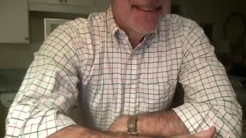 Snapshot of post01card chatting on 09/11/25, 12:22 Post online show from 09/11/25, 12:22