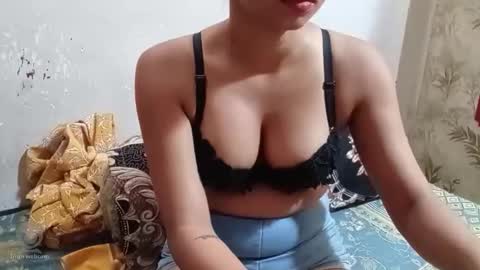 poulomi online show from 11/07/25, 06:02