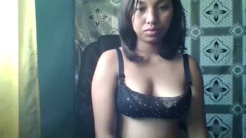 LARISSAH online show from 03/04/26, 04:51