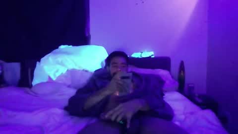 Snapshot of powercouple1208 chatting on 11/14/25, 04:44 powercouple1208 online show from 11/14/25, 04:44