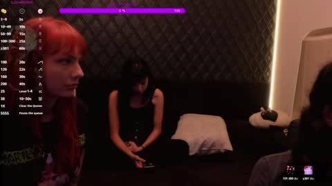 Snapshot of powercouplemix chatting on 02/11/25, 02:14 Ravena Rozz online show from 02/11/25, 02:14