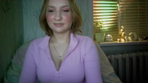 Snapshot of pr_in_cess_ chatting on 11/11/25, 07:36 pr_in_cess_ online show from 11/11/25, 07:36