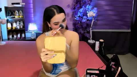 Snapshot of preciosa_banks69 chatting on 11/22/25, 07:29 preciosa_banks69 online show from 11/22/25, 07:29