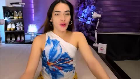 Snapshot of preciosa_banks69 chatting on 12/01/25, 05:45 preciosa_banks69 online show from 12/01/25, 05:45