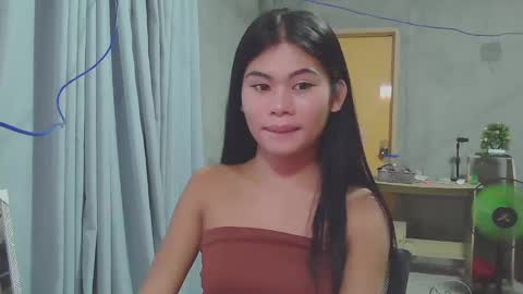 precious_athena online show from 02/06/25, 09:49