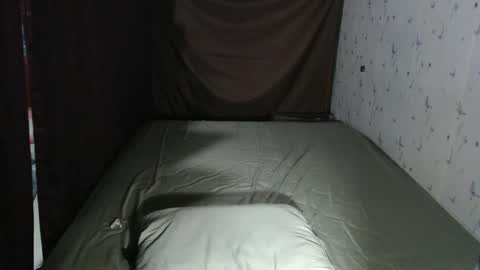 precious_mitch18 online show from 02/12/25, 07:55