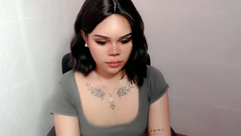 Snapshot of preciousangel69xxx chatting on 01/07/25, 01:14 MAXXINE online show from 01/07/25, 01:14