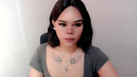 Snapshot of preciousangel69xxx chatting on 01/25/25, 09:25 MAXXINE online show from 01/25/25, 09:25