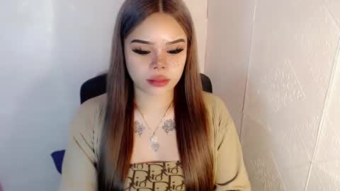 Snapshot of preciousangel69xxx chatting on 02/11/25, 01:10 MAXXINE online show from 02/11/25, 01:10