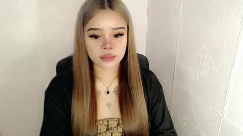 Snapshot of preciousangel69xxx chatting on 02/26/25, 11:37 MAXXINE online show from 02/26/25, 11:37