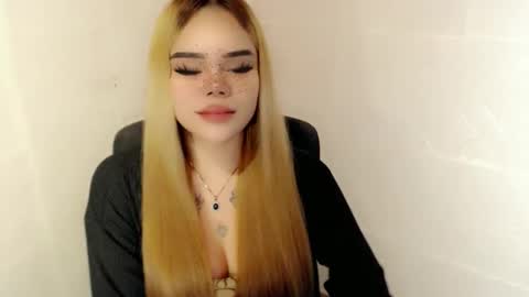 MAXXINE online show from 01/09/26, 04:37
