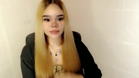 MAXXINE online show from 01/11/26, 02:33