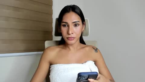 Paula online show from 01/10/25, 11:33