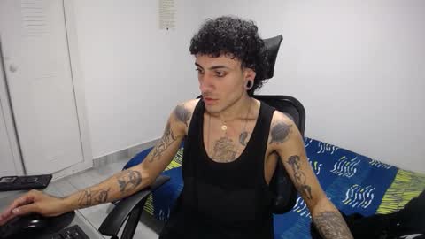 Plux online show from 10/27/25, 07:01