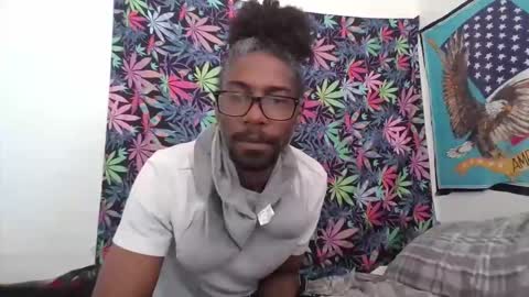 Libra Lamont online show from 10/29/25, 05:04