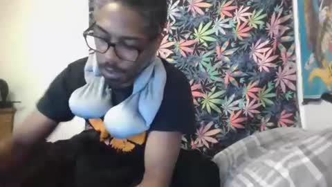 Libra Lamont online show from 11/22/25, 08:46