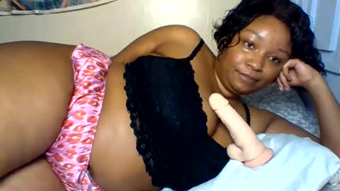 Prettie diva online show from 06/04/26, 12:11