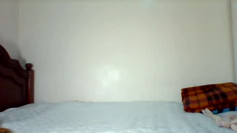 prettie_petitee online show from 07/13/26, 11:35