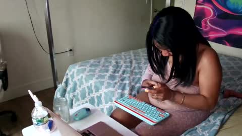 Yasmine pretty online show from 07/15/26, 06:46