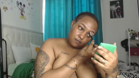 Snapshot of pretty_annah chatting on 02/25/26, 08:02 Annah online show from 02/25/26, 08:02