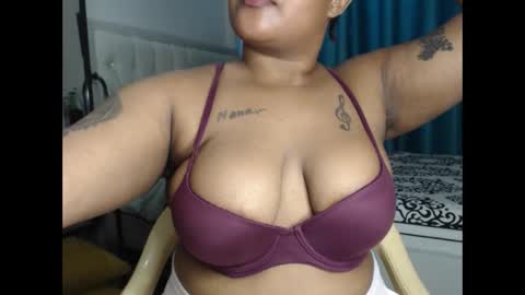 Snapshot of pretty_annah chatting on 04/01/26, 08:37 Annah online show from 04/01/26, 08:37