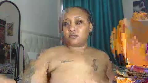 Snapshot of pretty_annah chatting on 04/19/26, 02:05 Annah online show from 04/19/26, 02:05