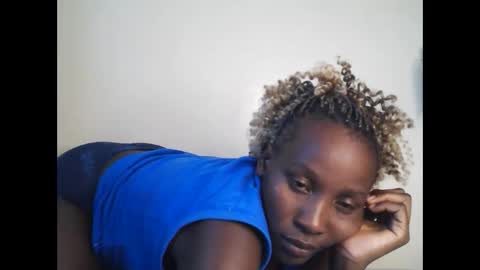 Snapshot of pretty_ass07 chatting on 06/06/26, 05:23 pretty_ass07 online show from 06/06/26, 05:23