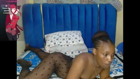 pretty beiby online show from 10/30/25, 03:19