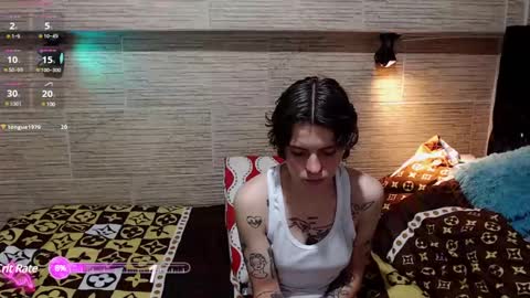 pretty_cristal22 online show from 03/09/25, 04:33