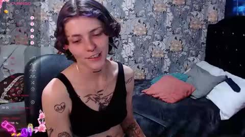Snapshot of pretty_cristal22 chatting on 05/05/26, 09:56 pretty_cristal22 online show from 05/05/26, 09:56