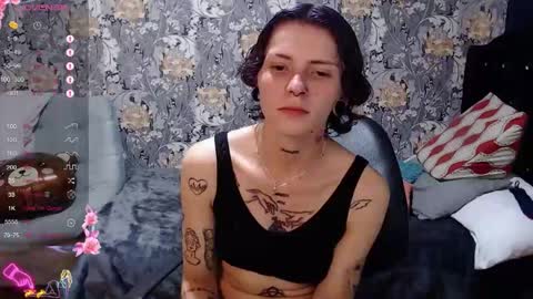 Snapshot of pretty_cristal22 chatting on 05/10/26, 12:49 pretty_cristal22 online show from 05/10/26, 12:49